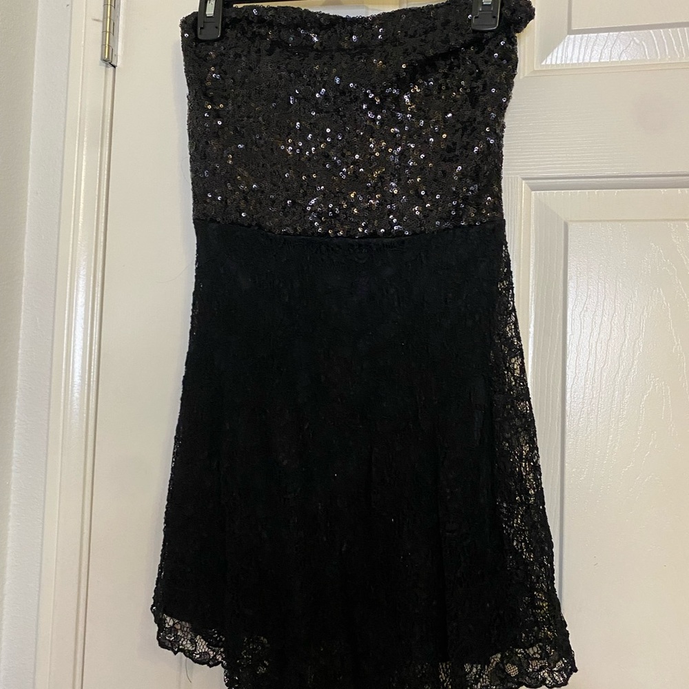 Sequence lace black dress